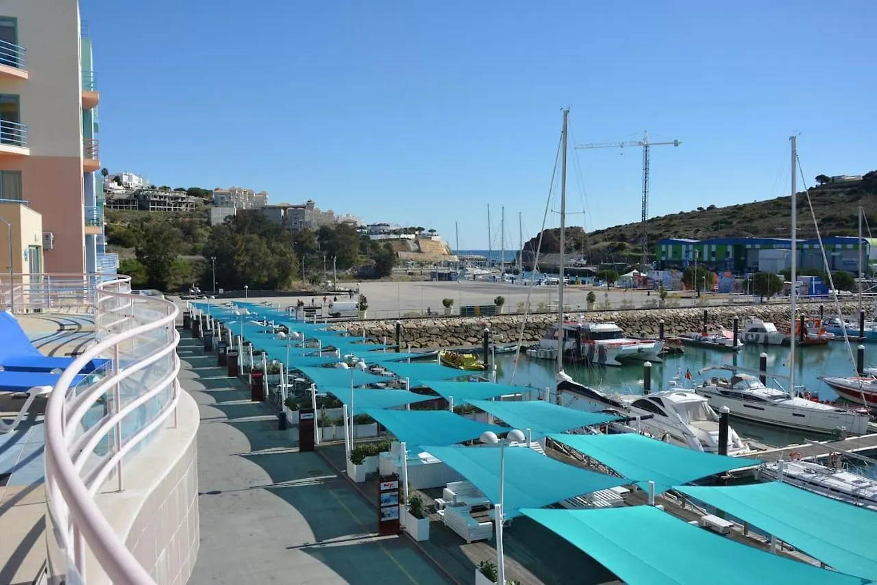 Wonderful Apartment Albufeira Marina 4B 2B